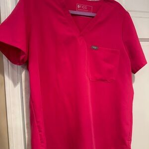 🔥 Color Alert, Hot pink Figs top